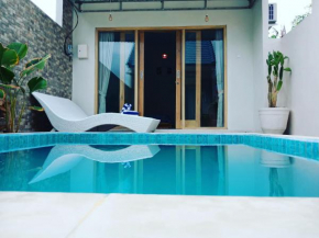 Гостиница Dragonfly Hostel and Homestay  Nusapenida